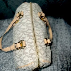 Michael kors Grayson Large vanilla #35F6GGYS3B
